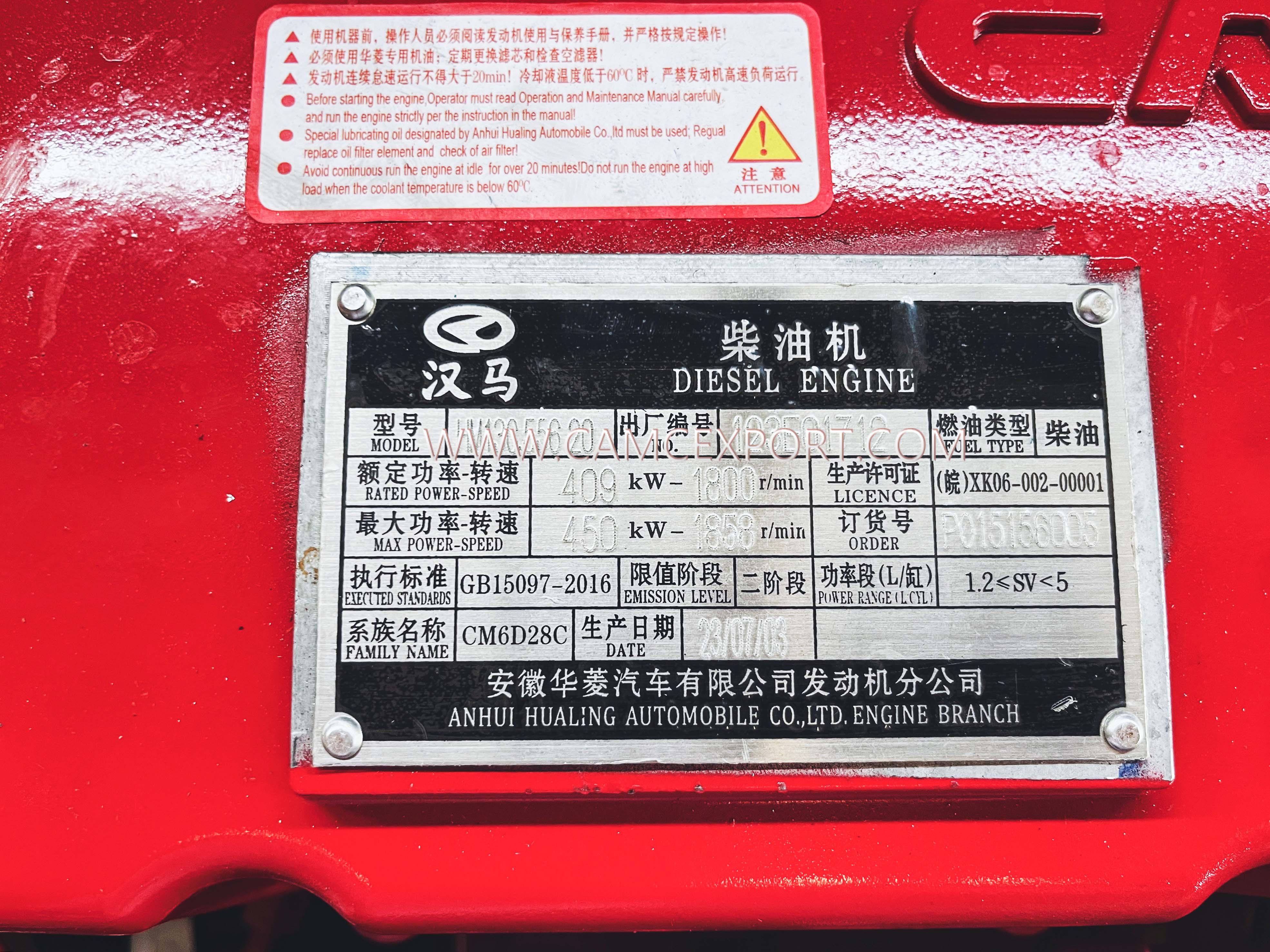 Details of marine diesel engines Detalles de motores diesel marinos