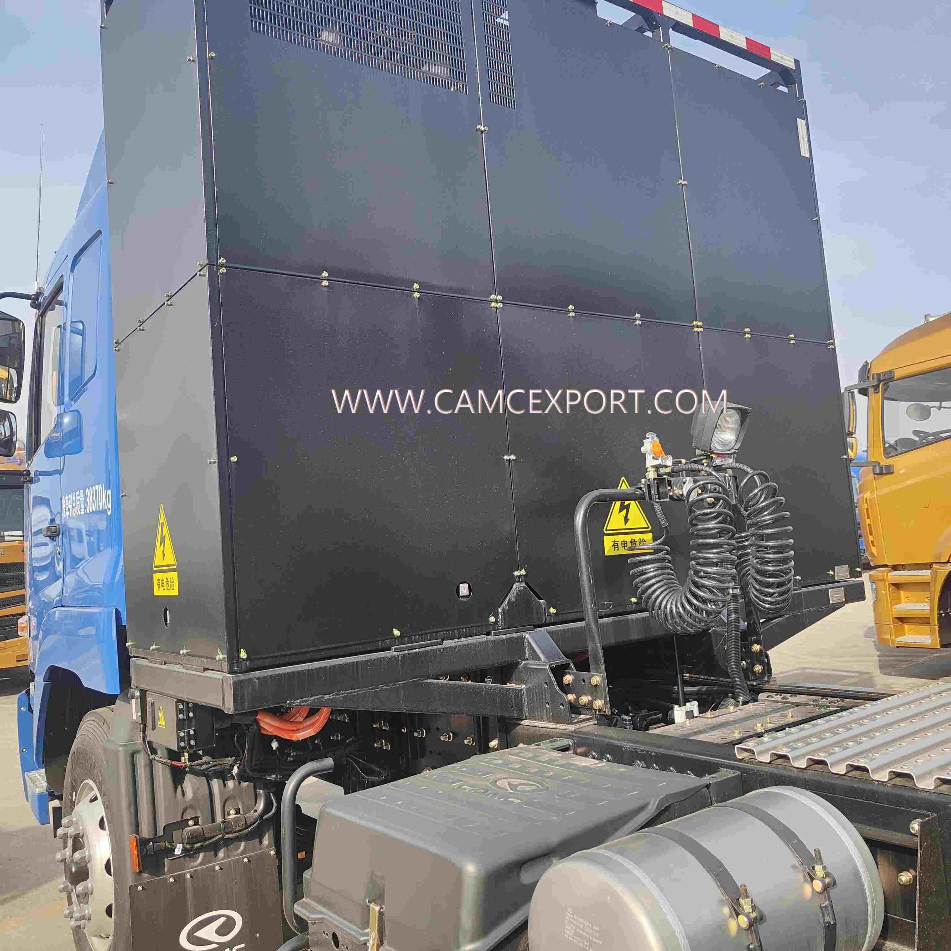 Tractor el&eacute;ctrico M5 6&times;41